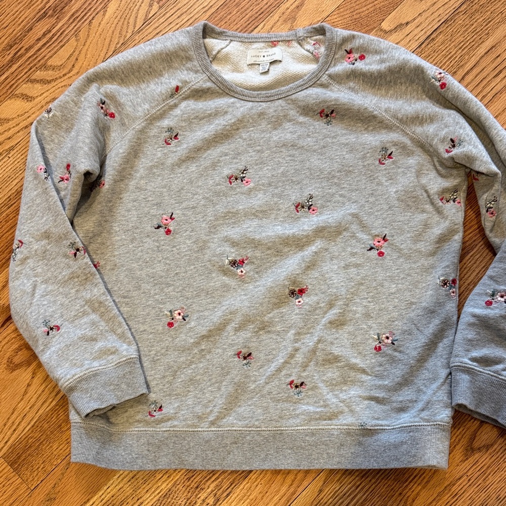 Lucky Brand XS Heather Gray Sweatshirt with Pink Floral Accents